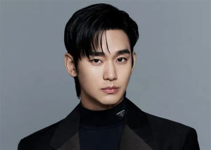 Kim Soo Hyun Is the Highest Paid Korean Actor of 2020