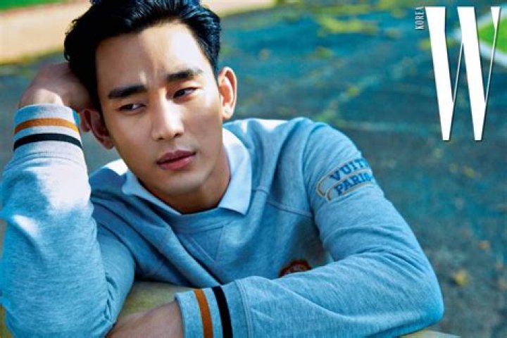 Kim Soo Hyun Resurfaces and Models for W Korea Eukybear &hearts; Dramas