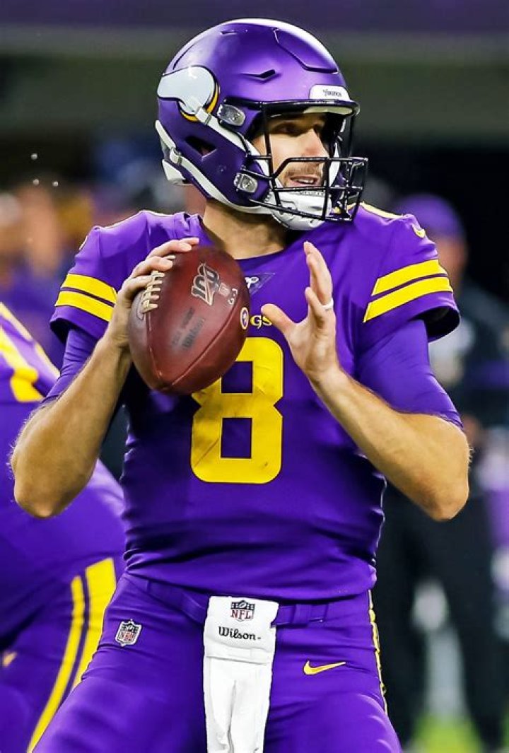 Kirk Cousins Age, Birthday, Bio, Facts & More Famous Birthdays on