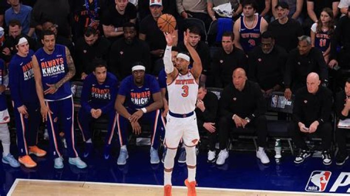 Knicks' Mitchell Robinson Baby Daughter in TikTok Video News