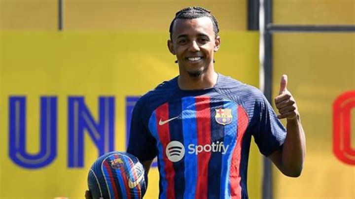 Kounde officially unveiled as a Barcelona player ESPN Video