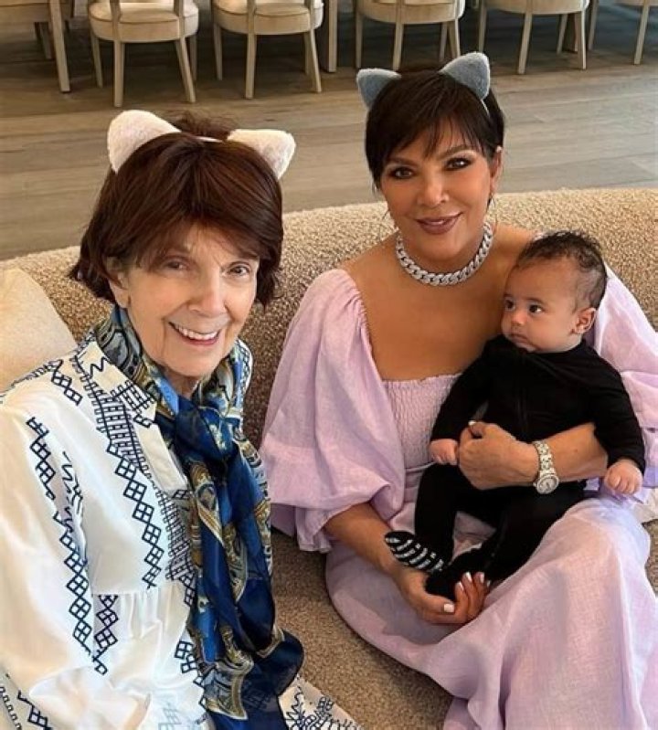 Kris Jenner's Mom Name: Unraveling The Family Legacy