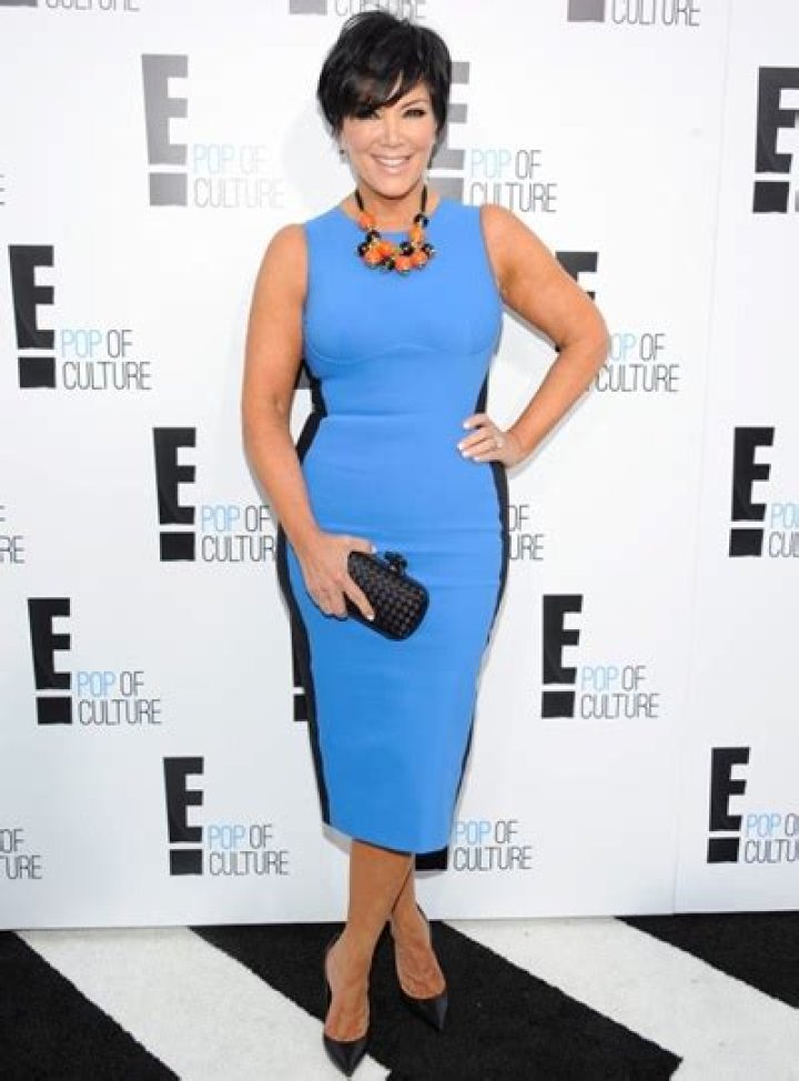 Kris Jenner Body Size Breast, Waist, Hips, Bra, Height and Weight