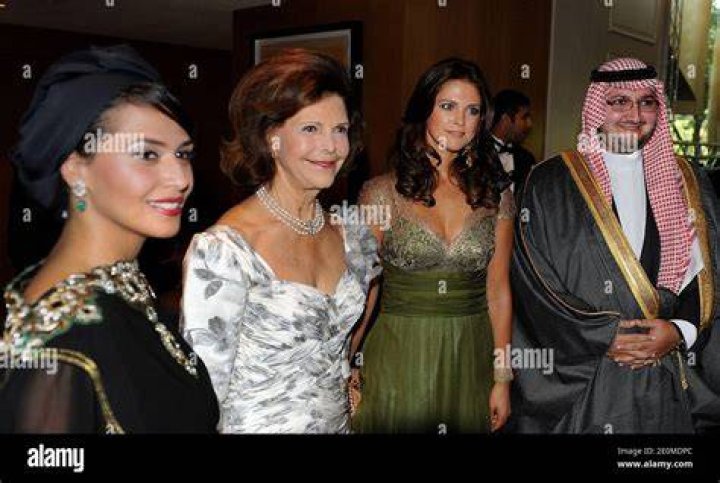 La princesa Sara Bint Talal bin Abdulaziz al Saud y el pr&iacute;ncipe Abdul