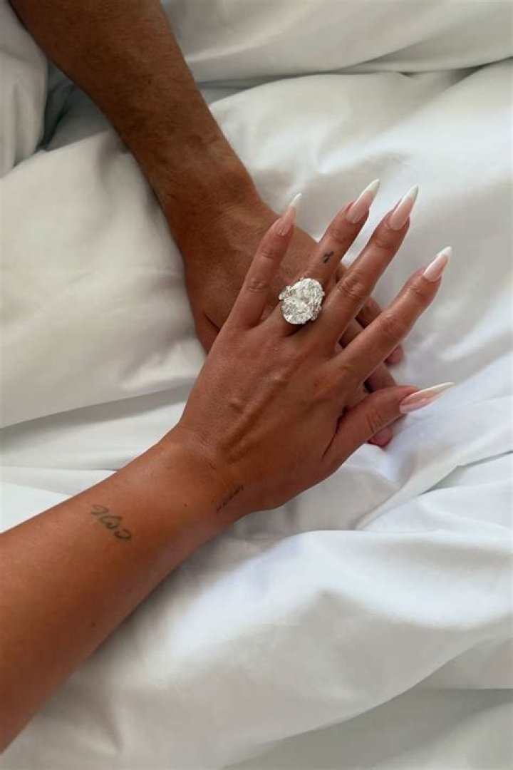 Lauren Zima&rsquo;s Engagement Ring From Chris Harrison Details Us Weekly