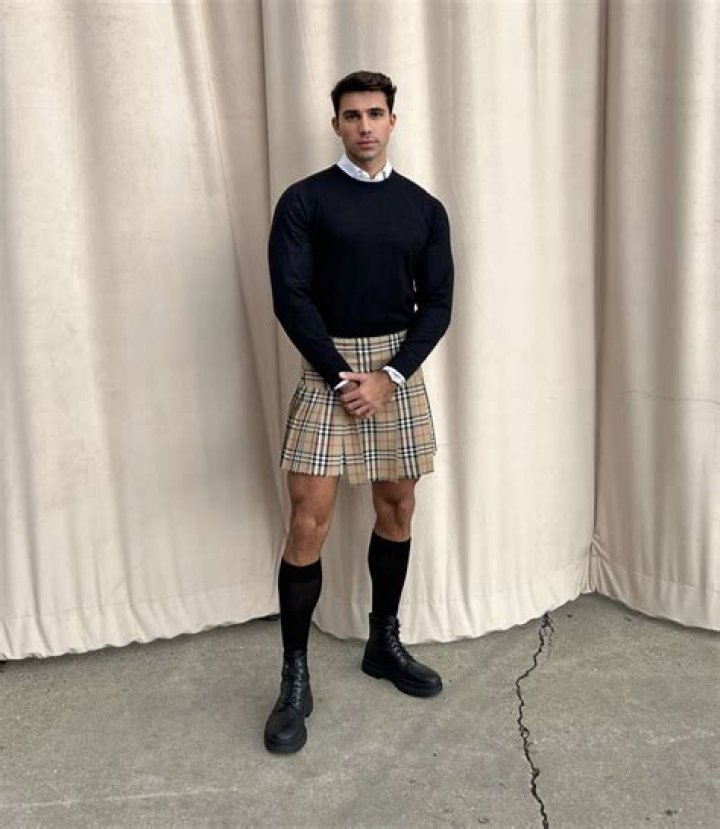 Lean Body Men, Genderqueer Fashion, African American Beauty, Classic