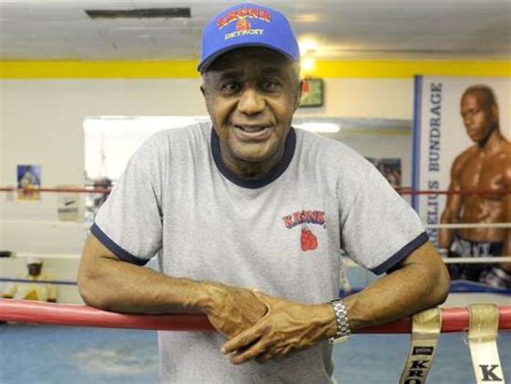 Legendary boxing trainer Emanuel Steward has died at the age of 68