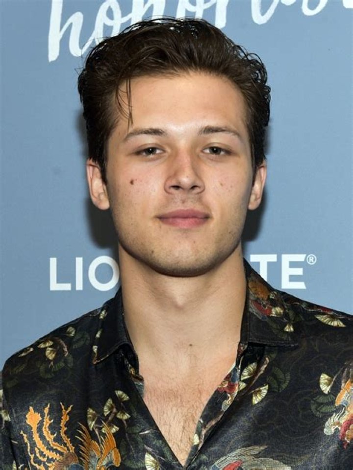 Leo Howard