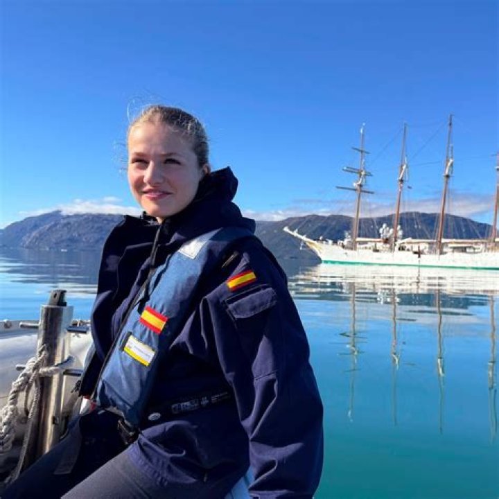 Leonor y sus planes de futuro armas, submarinos y universidad
