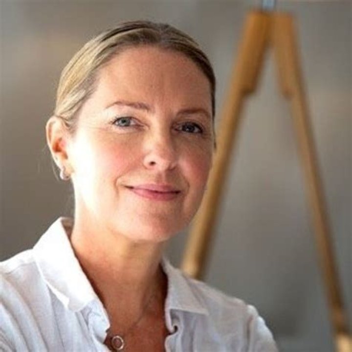 leslie s. yandell Hello USA