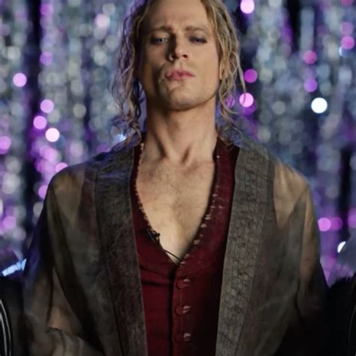 Lestat And Louis, Sam Reid, Never Love Again, Queer Books, Vampire