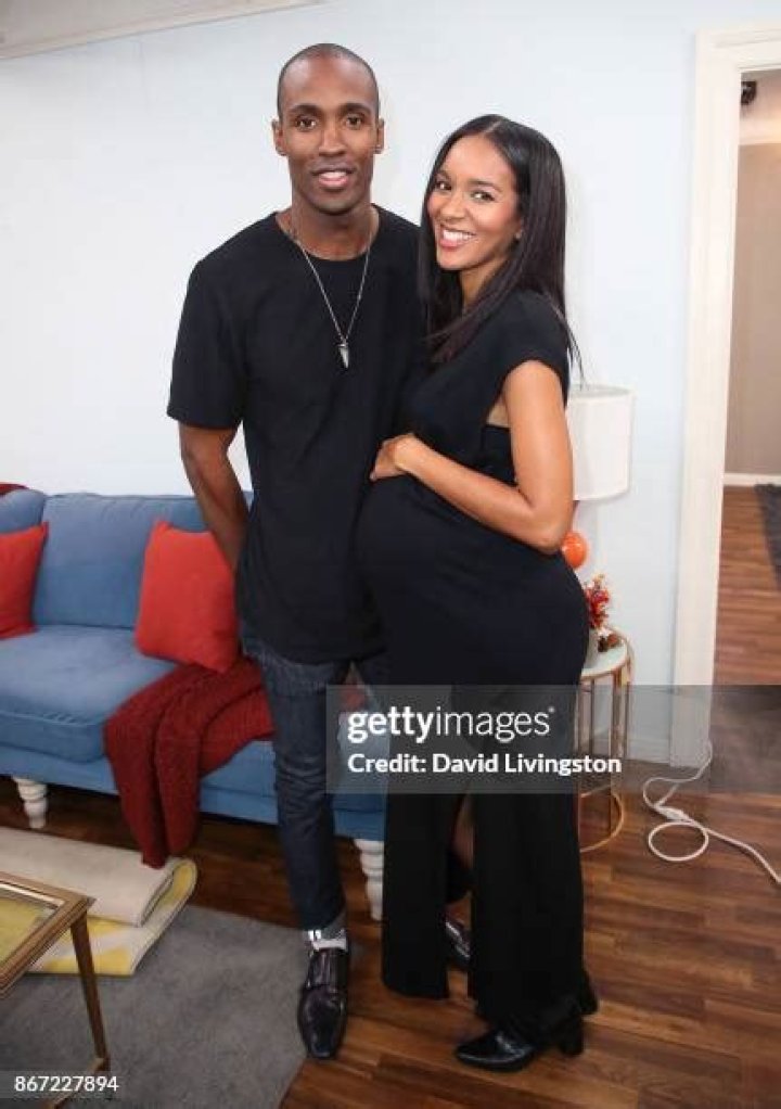 Lifestyle expert Lizzy Mathis poses with husband Isa Rahman at... News
