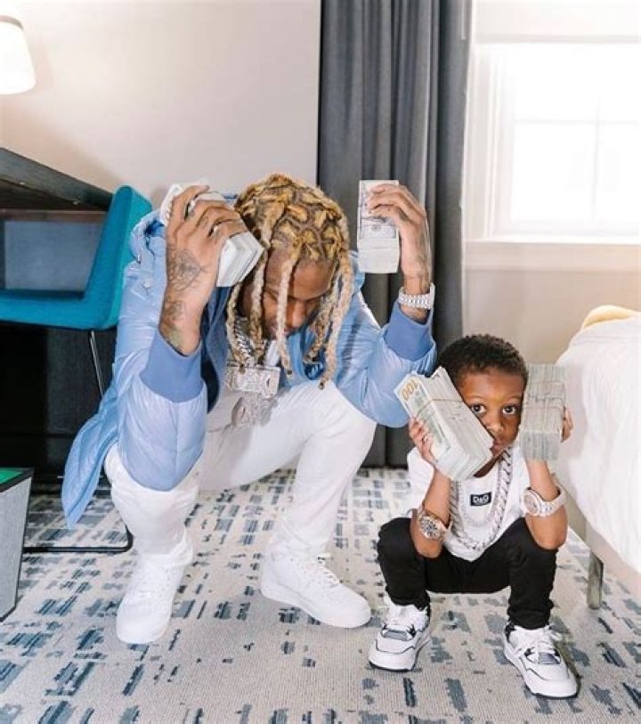 Lil Durk Brothers And Sisters