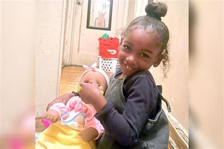 Liliana Stephen seen smiling in photos before drowning death