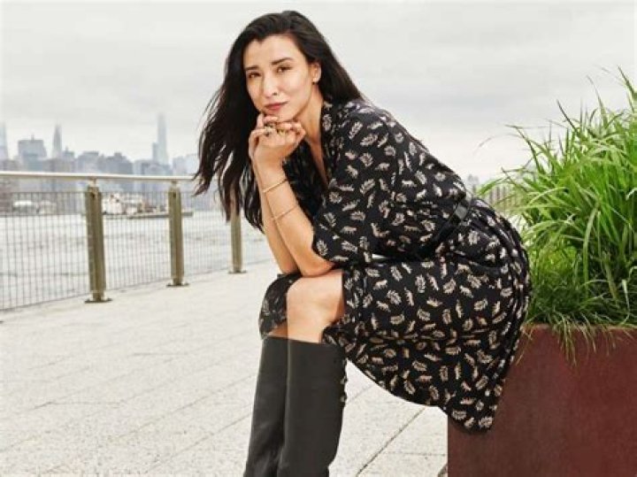 Lily Kwong Biography, Age, Height, Husband, Net Worth