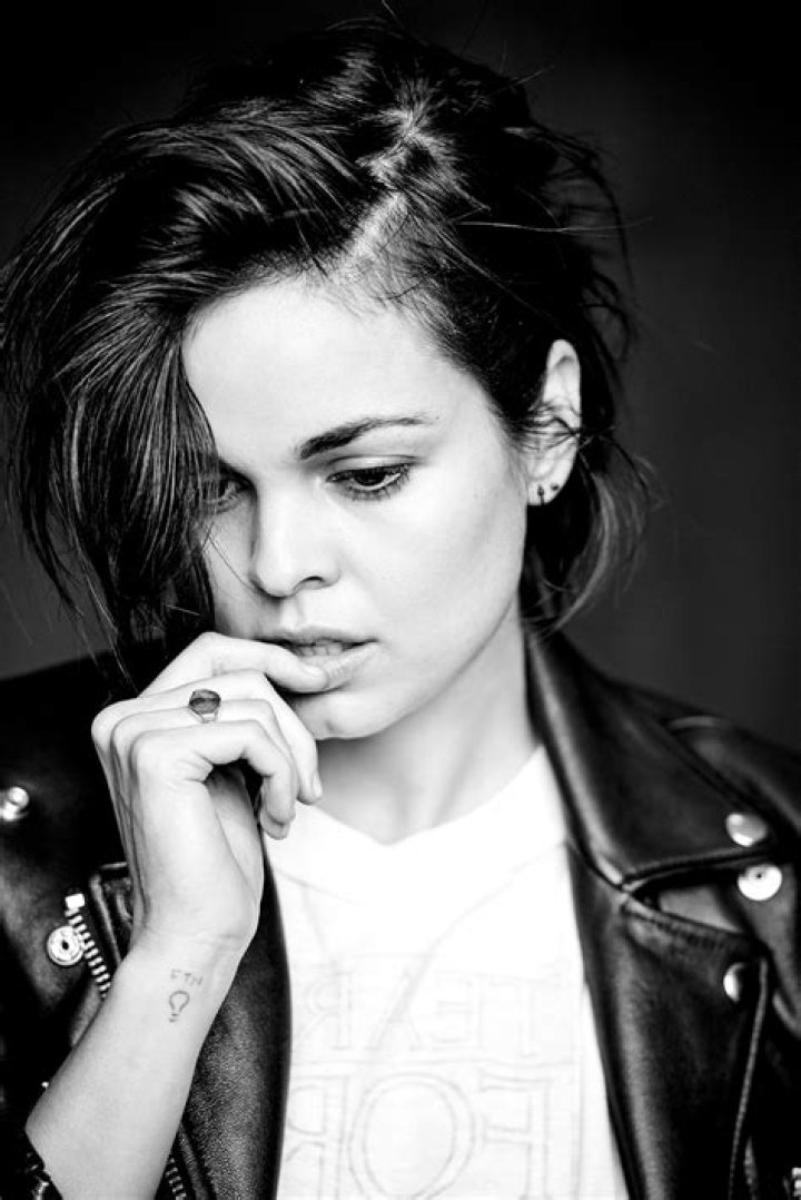 Lina Esco image