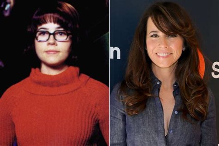 Linda Cardellini as Velma DINKLEY . Velma DINKLEY Pinterest Velma