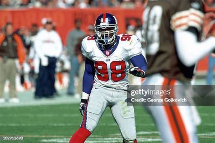 Linebacker Jessie Armstead of the New York Giants on the sideline in