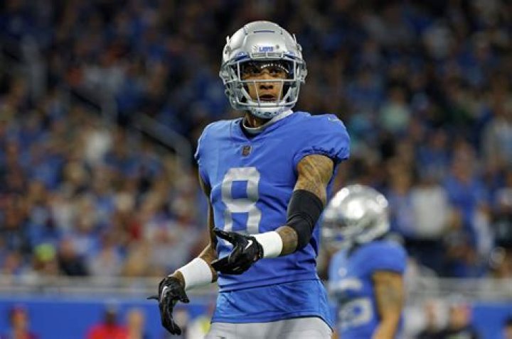 Lions receiver Josh Reynolds shouts out San Antonio John Jay