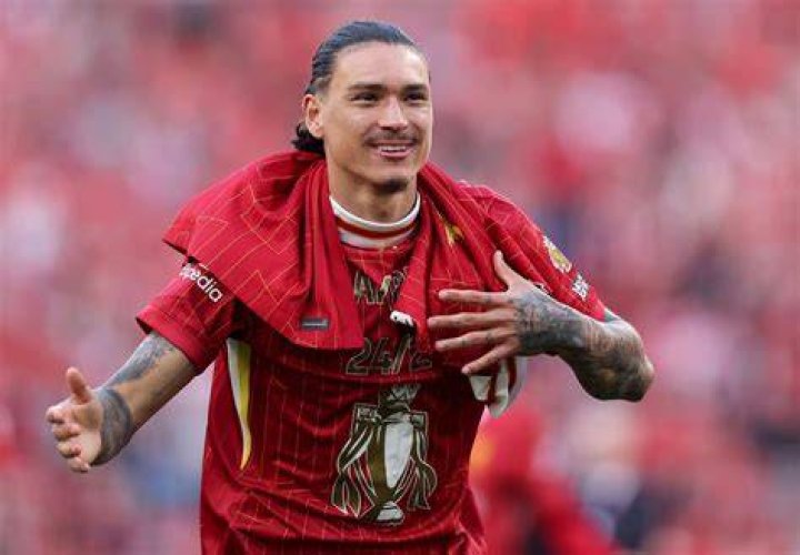 Liverpool striker Darwin Nunez&rsquo;s girlfriend Lorena Manas was once