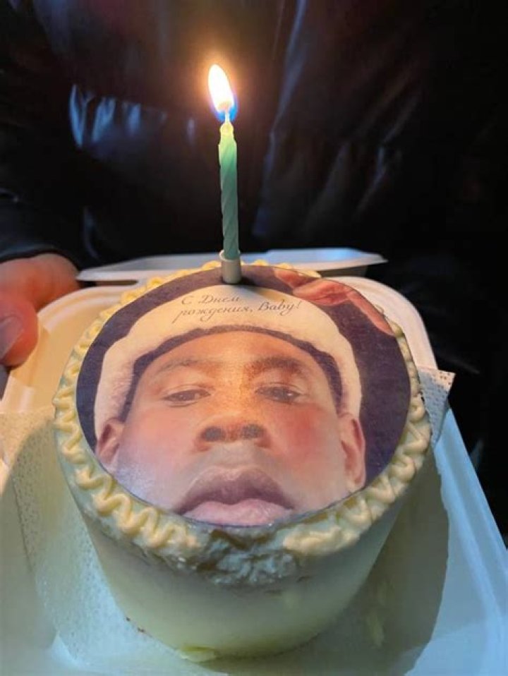 LOOK AT MY CAKE Tyler the creator, Pretty birthday cakes, Cute cakes