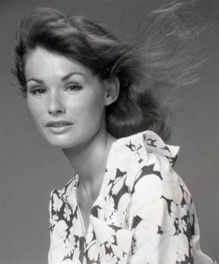 Lori Saunders IMDb