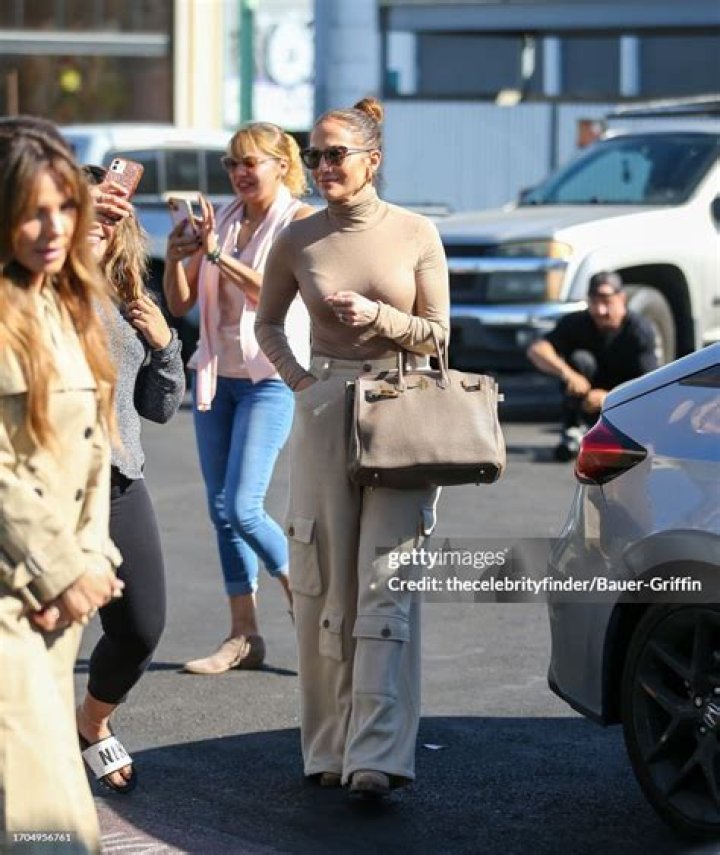 LOS ANGELES, CA. October 03, 2004 Actor JOHN RITTER & girlfriend at