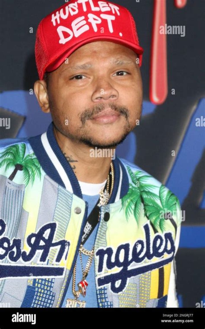 LOS ANGELES FEB 15 De'Aundre Bonds at the Snowfall Series Six
