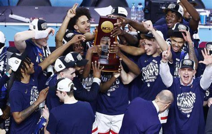 &lsquo;I&rsquo;m not leaving&rsquo; UConn women&rsquo;s basketball star Paige Bueckers focused