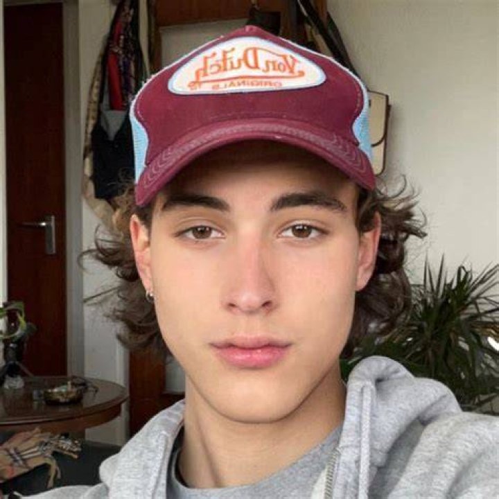 lucaaparis Lindo Perfeito
