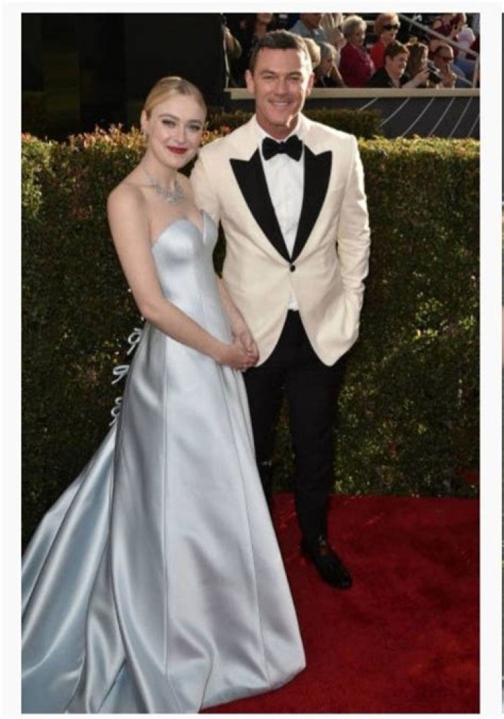 Luke and Dakota Fanning at the Golden Globes in Los Angeles. Luke