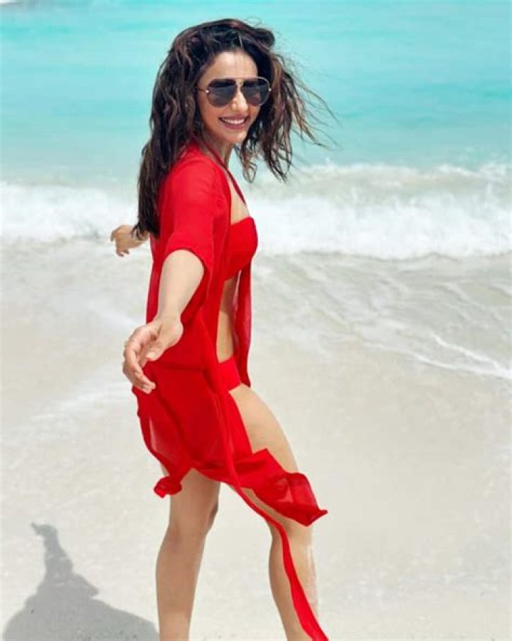 Lyna Perez Red Hot Bikini Model Shoot GLAM Fashion TV lynaritaa