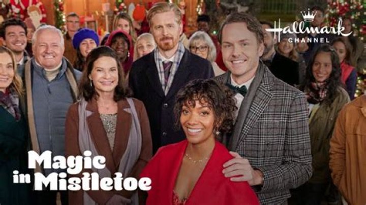 Magic In Mistletoe 2024 Cast Viva Cynthie