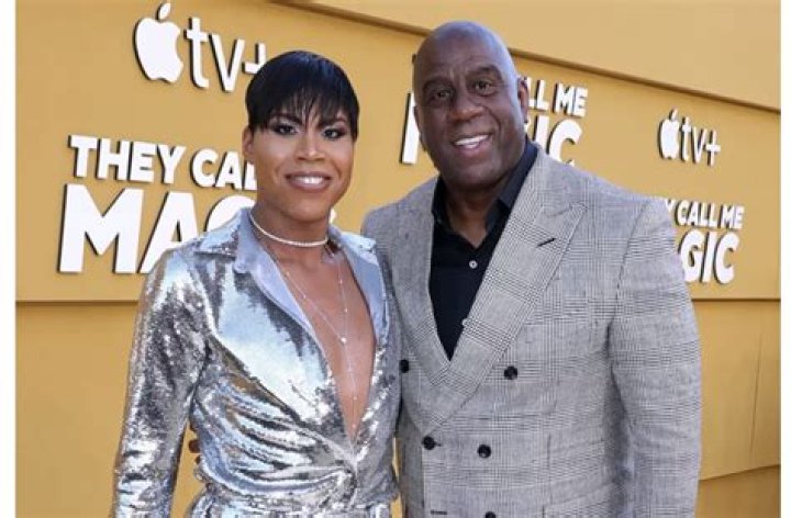 Magic Johnson y esposa Earlitha Kelly la coalici&oacute;n creativa 2009 Bola