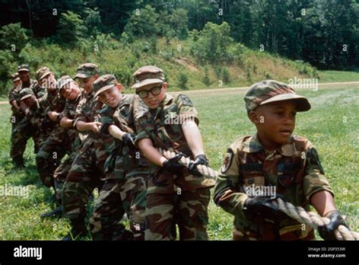 MAJOR PAYNE, far right Orlando Brown, 1995. &copy; Universal Pictures
