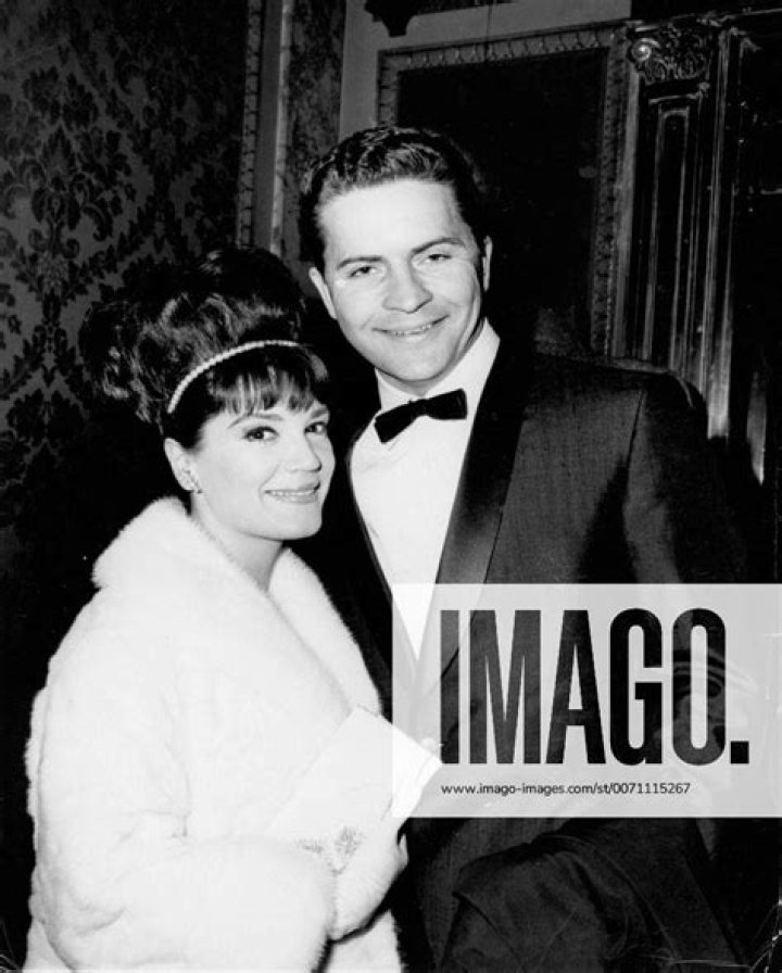 Mar. 14, 2011 CONNIE FRANCIS with her husband DICK KANELLIS.Hundreds