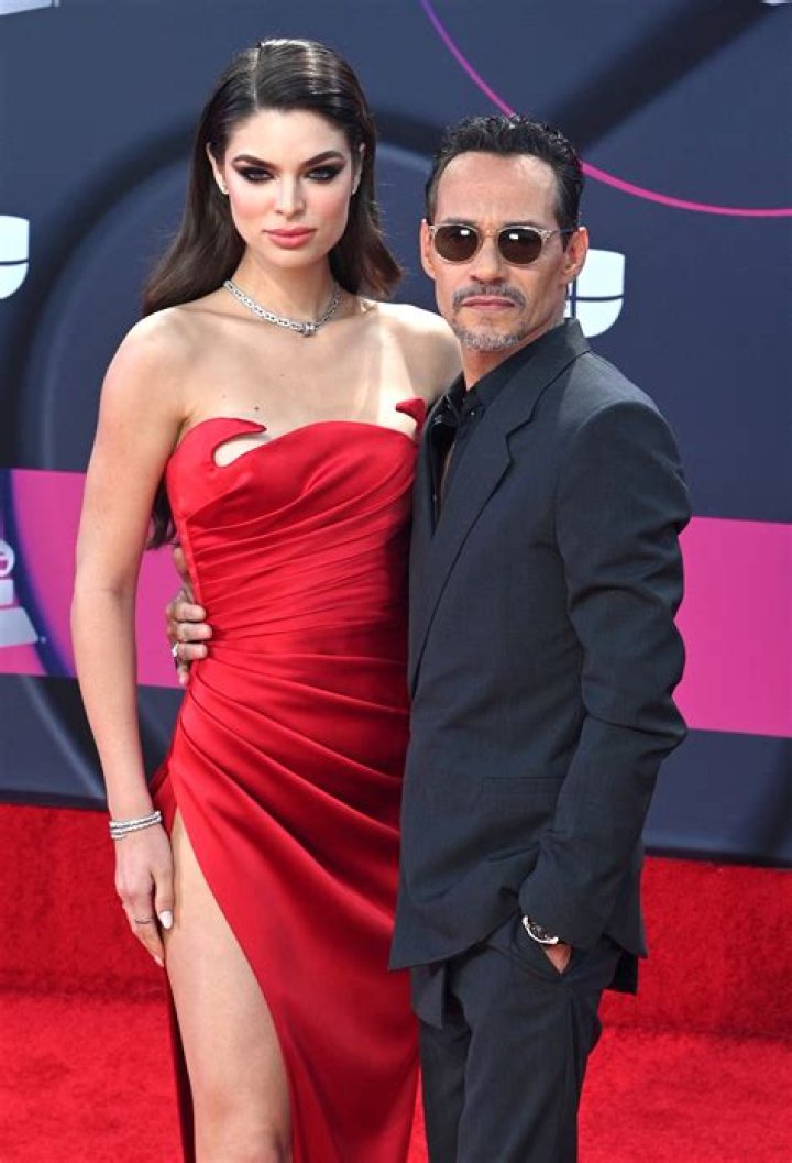 Marc Anthony marries Nadia Ferreira in lavish Miami wedding Real News