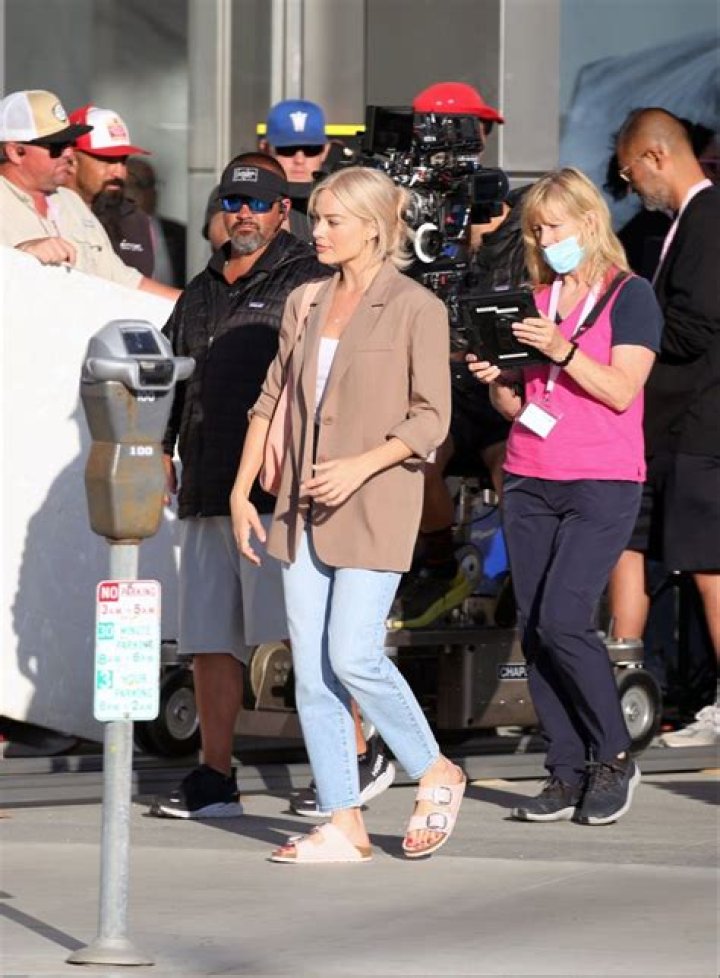 Margot Robbie on Set of "Barbie" Greta Gerwig's Barbie Movie Trailer