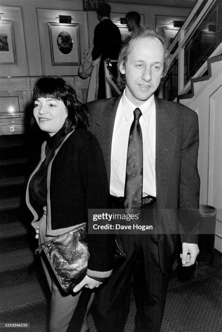Mark Knopfler and wife Lourdes Salomone circa 1985 News Photo Getty Images