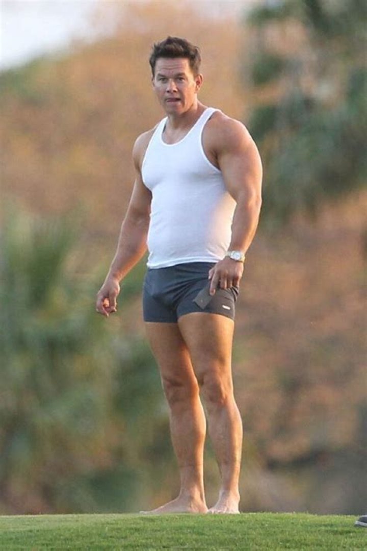 Mark Wahlberg Estatura (Altura) Peso Medidas Wiki