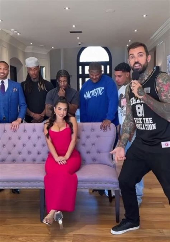 Married adult star Lena the Plug teases racy video with five lads afte