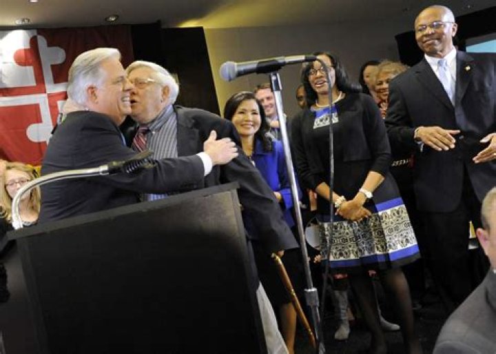 Maryland Gov. Larry Hogan, wife announce birth of granddaughter