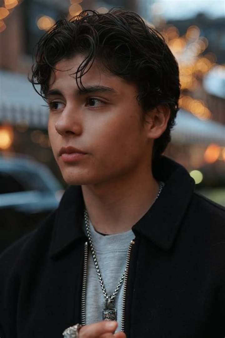 Mason Thames Veja sua Biografia, Idade, Altura e Relacionamento