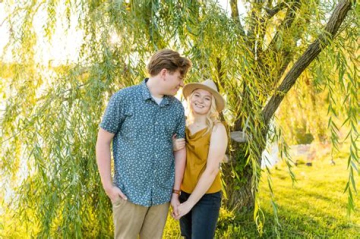 Matt + Abby Golden Hour Engagement Pictures