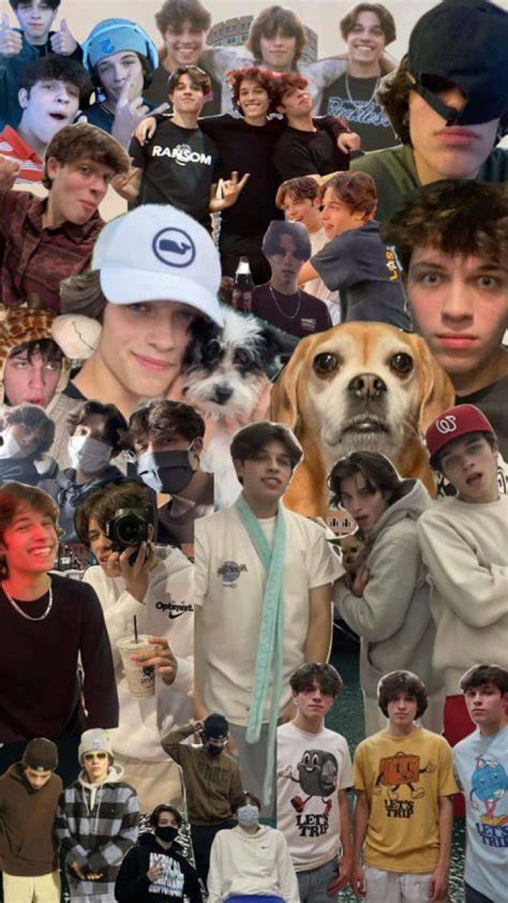 Matt Sturniolo. 😻Wallpaper Celebrities funny, Triplets, Celebrities