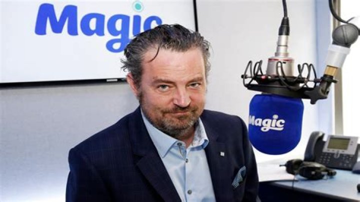 Matthew Perry Bio Age Net Worth Single Nationality Facts Hot Sex