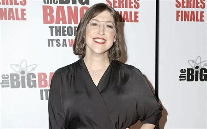 Mayim Bialik Net Worth FanBolt