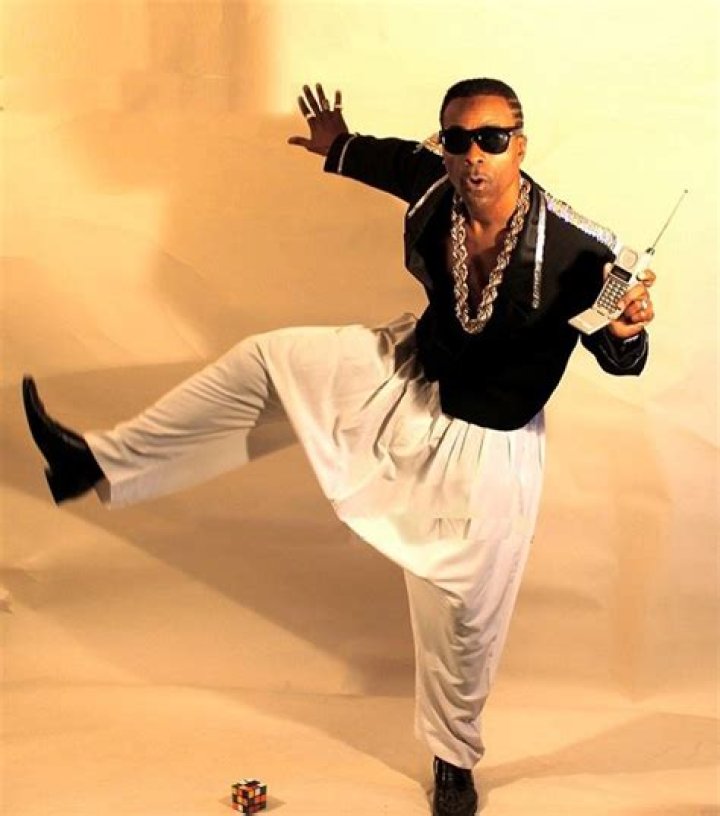 MC Hammer's Net Worth From &ldquo;U Can't Touch This&rdquo; to &lsquo;The Addams Family