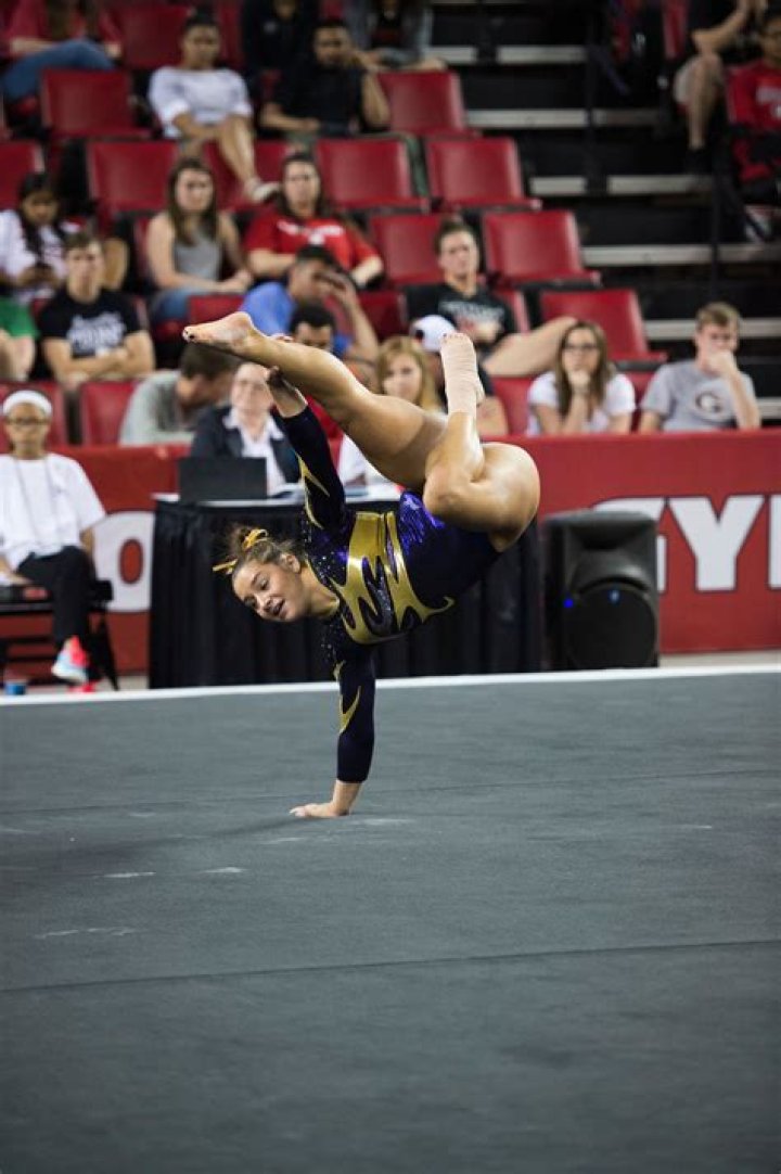 McKenna Kelley eyes an important role with the LSU gymnastics team