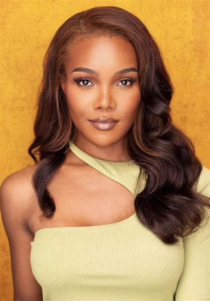 Meet Actress L&rsquo;lerr&eacute;t Jazelle! Her Bio, Age, Married, Height, Family